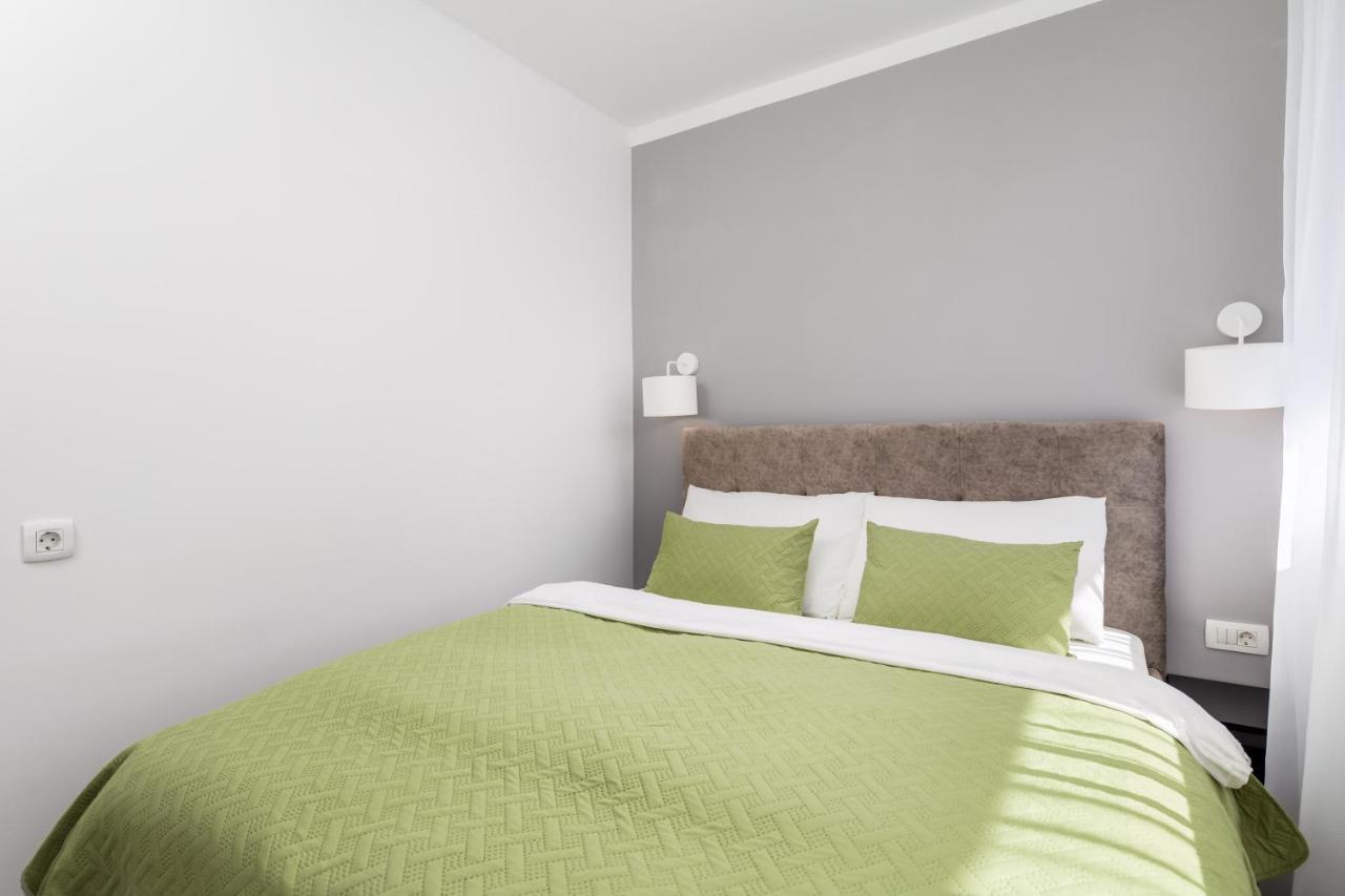 Srnec Apartments - Ciottina Rijeka Bagian luar foto