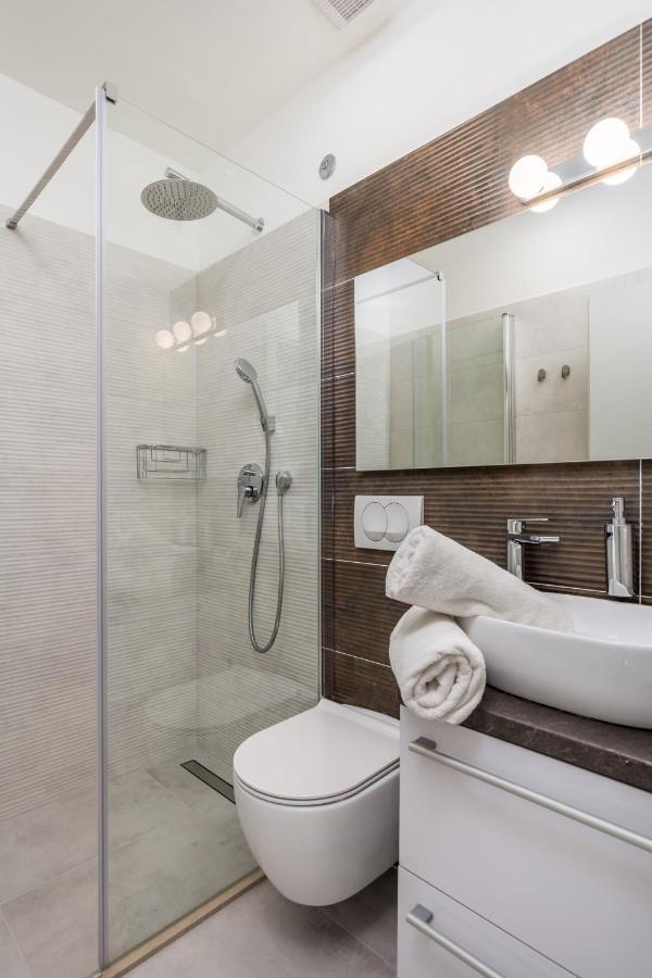 Srnec Apartments - Ciottina Rijeka Bagian luar foto